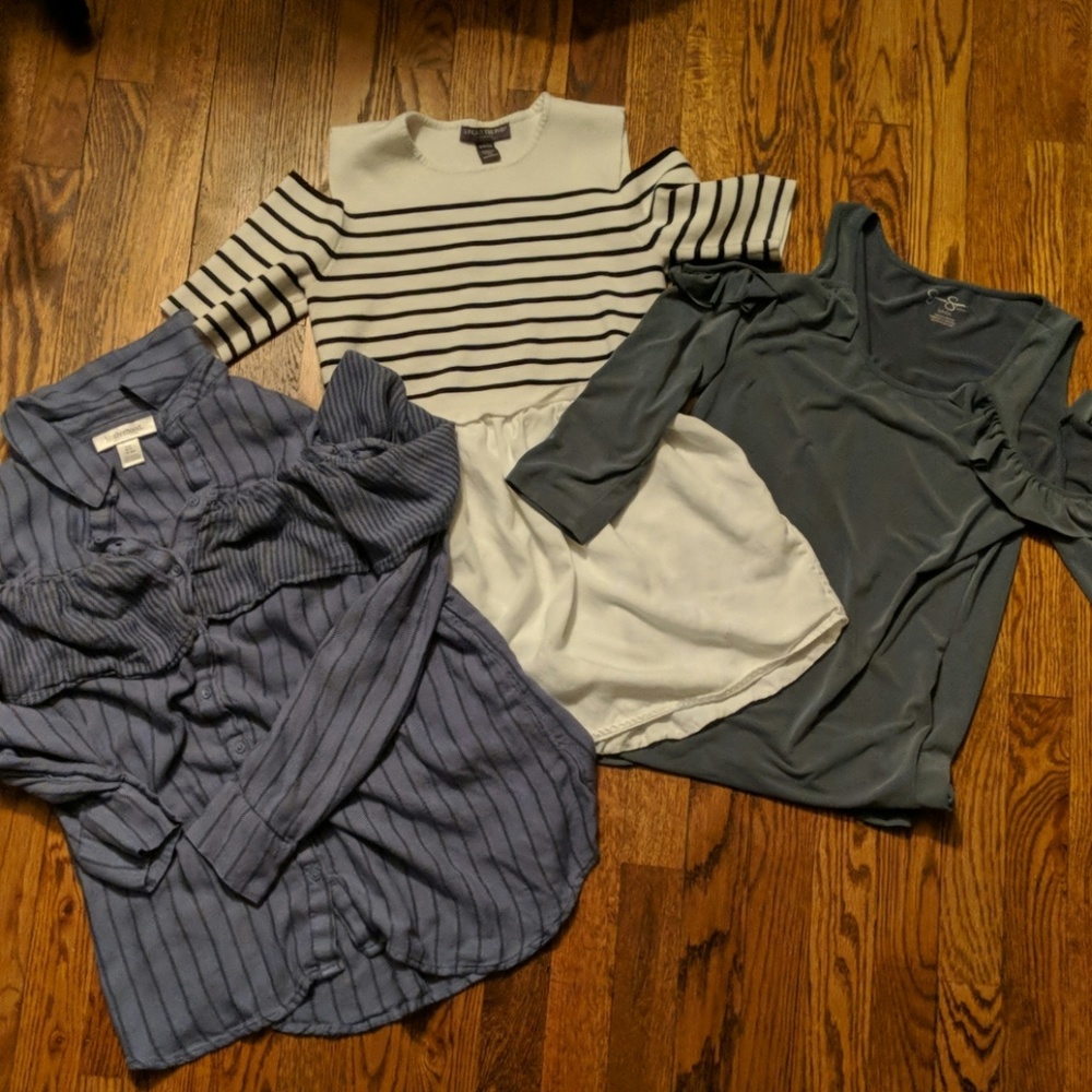 Maternity shirt lot